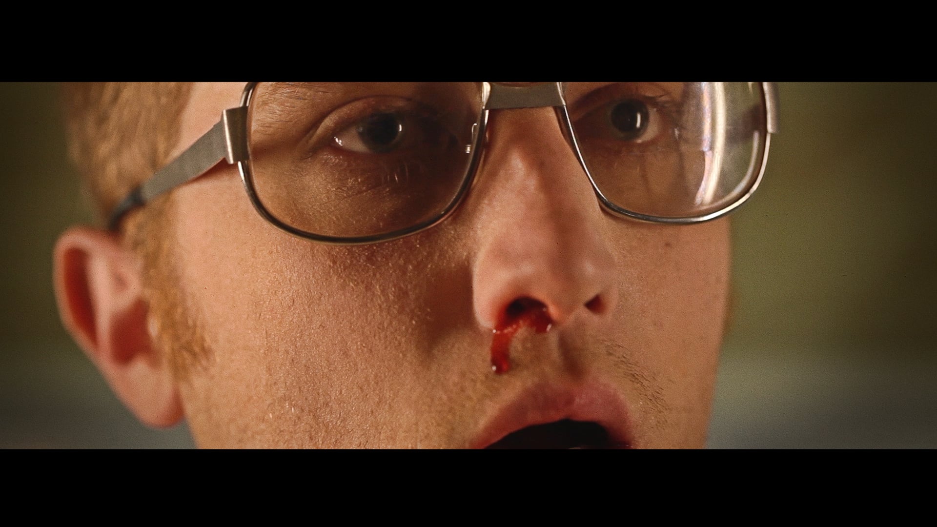 Music Video Frades and Sika "Autour D'un verre"