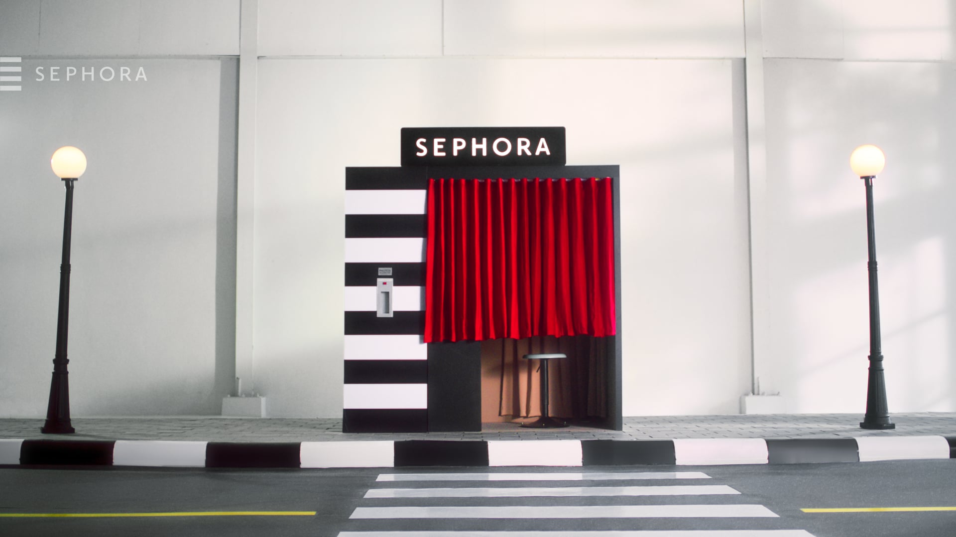 Sephora: "The Photo Booth"